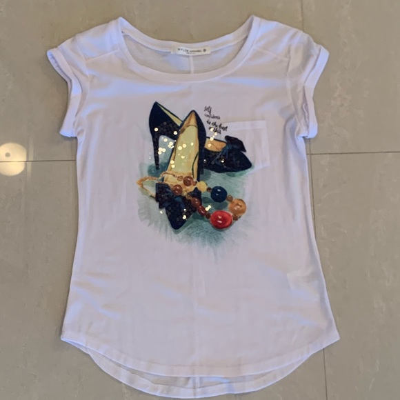 Tshirt - Picture 2 of 4